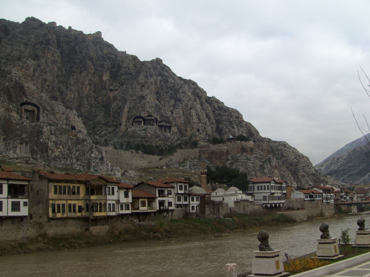 amasya_aynali_magara